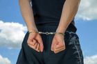 Policisté zadrželi tři cizince podezřelé z pobodání muže