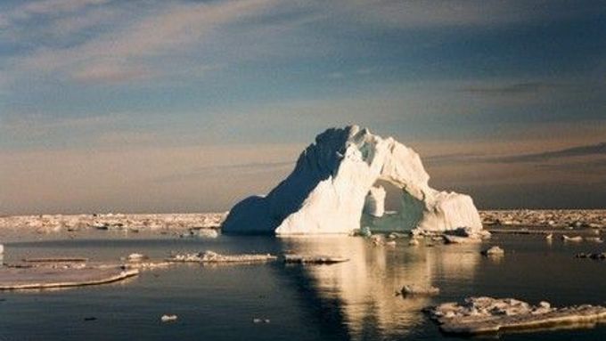 Ledovce v Grónsku tají až o 14 kilometrů za rok