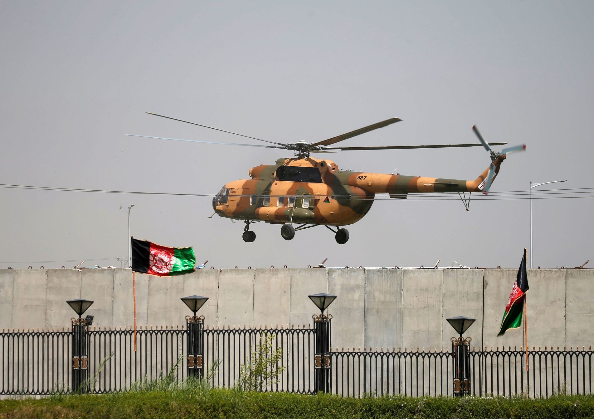 Helikoptéra, Kábul, Afghánistán