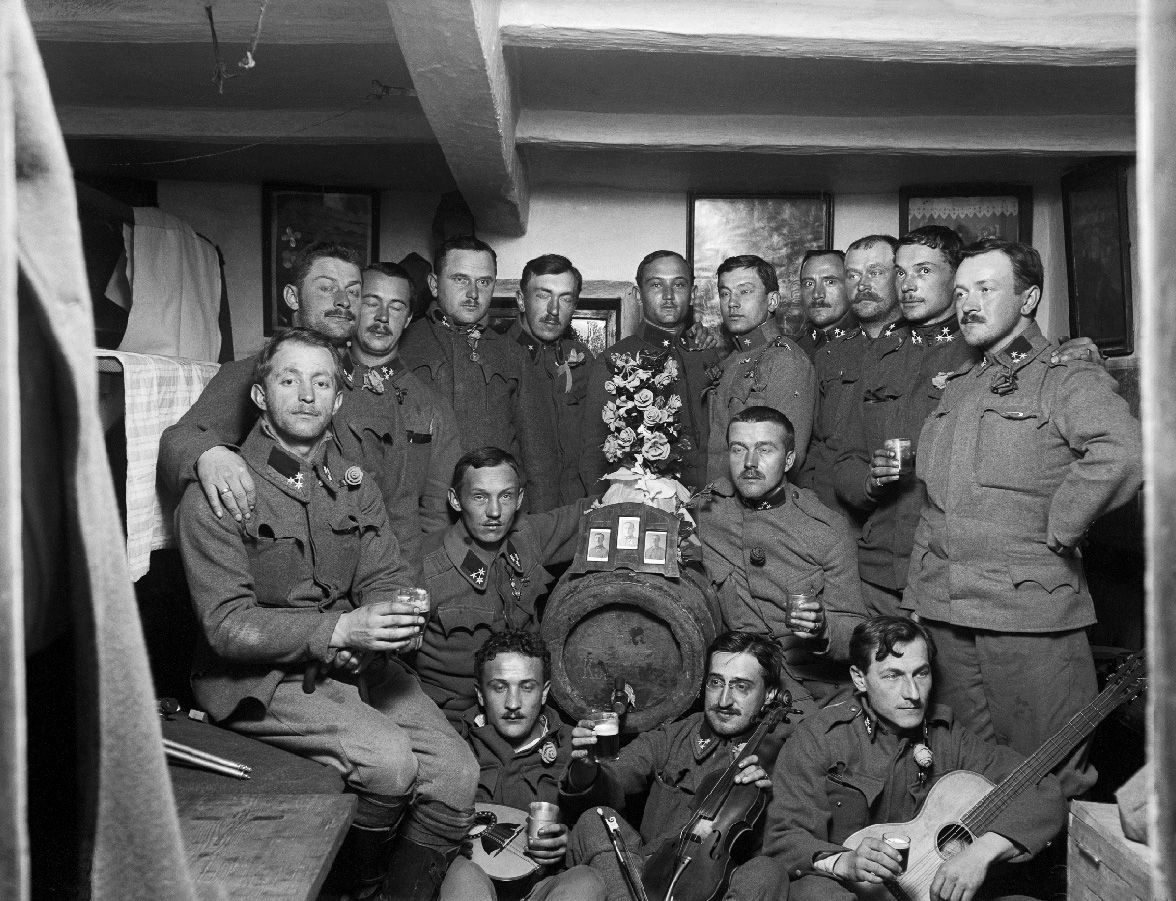 Fotografové války. Snímky pěti českých fotografů, kteří zažili na vlastní kůži první světový konflikt