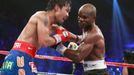 Filipínec Manny Pacquiao a Američan Timothy Bradley v souboji welterova váhy o titul mistra světa WBO.