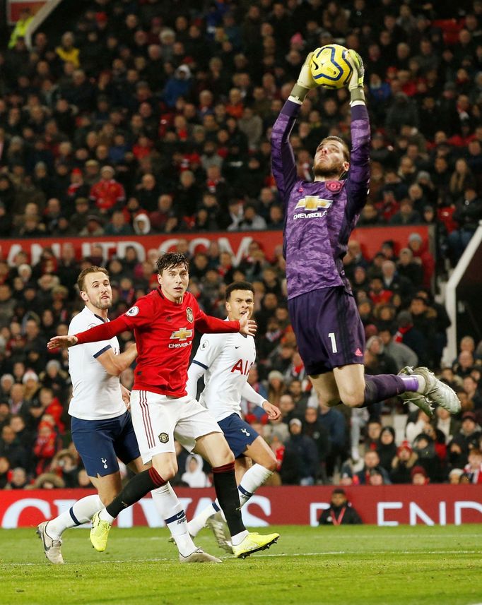 Soccer Football - Premier League - Manchester United v Tottenham Hotspur - Old Trafford, Manchester, Britain - December 4, 2019  Manchester United's Victor Lindelof in ac