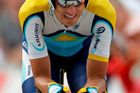 Andreas Kloden ze stáje Astana bojuje na trati časovky Tour de France v Monaku.