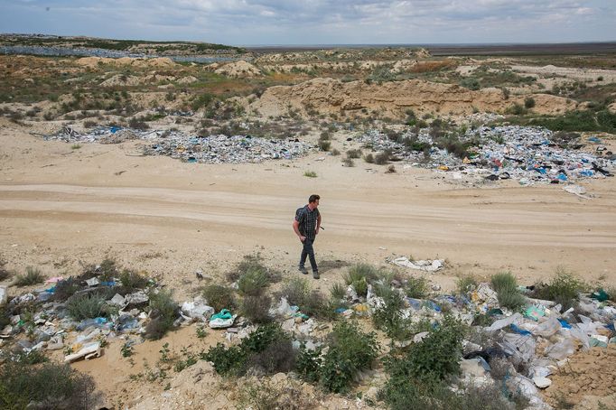 Reportáž vznikla v rámci projektu zahraniční rozvojové spolupráce české nevládní organizace Arnika (www.arnika.org).