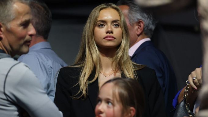 Laila Hasanovicová v hledišti turnaje ve Vídni