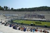 Hod koulí se na olympijských hrách v Aténách v roce 2004 uskutečnil na stejném stadionu, na kterém se konaly hry již ve starověkém Řecku před více jak 2500 lety.