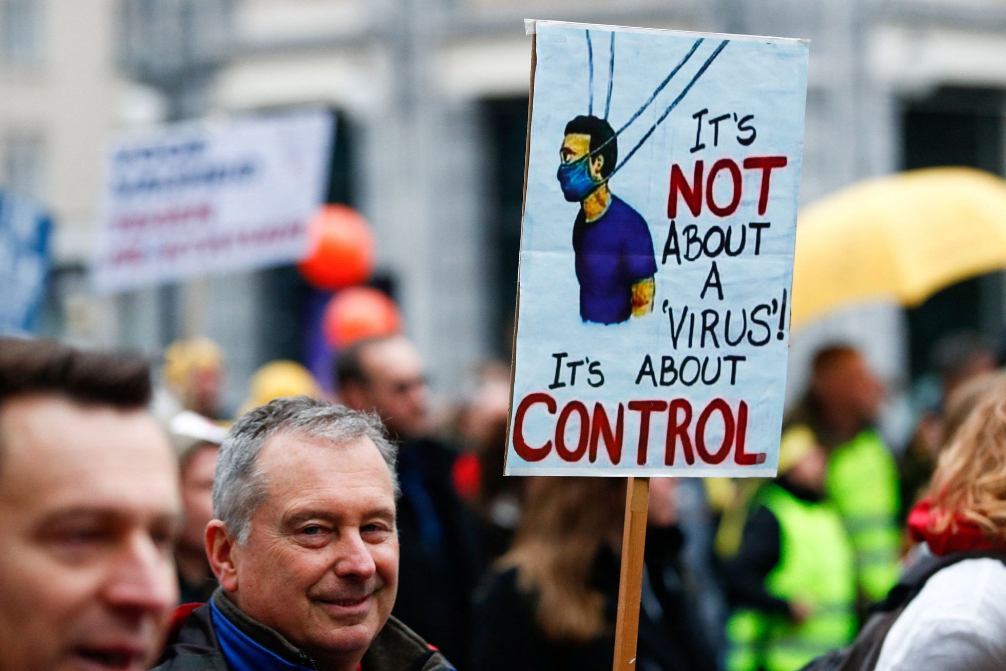 Protesty proti covidu v Bruselu