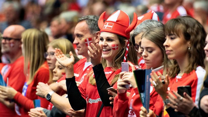 Kvíz: Správný fanda má trøje a doufá v sejr. Vyznáte se v dánské hokejové hantýrce?; Zdroj foto: Reuters