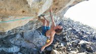 Adam Ondra v cestě Silence. Silence má obtížnost 9c a je nejtěžší cestou na světě.