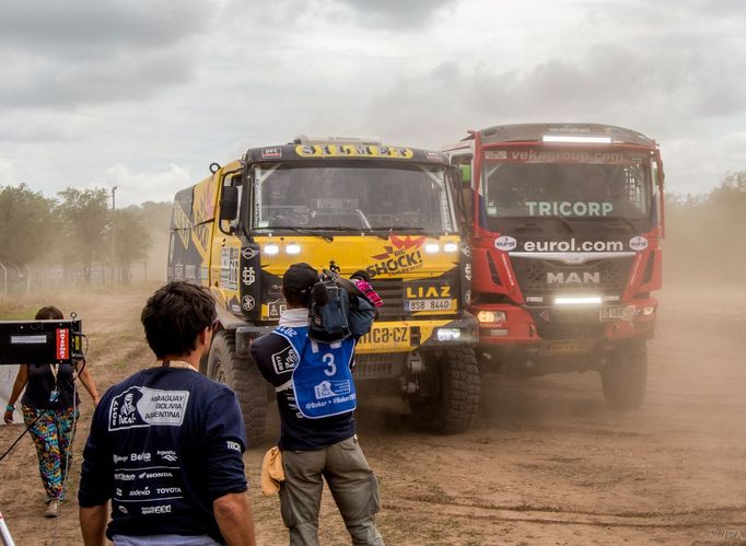 Rallye Dakar, 11. etapa: Martin Macík mladší, LIAZ a Peter Versluis, MAN