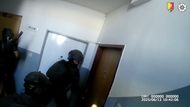 Policie, drogy, Praha, gang, pervitin, zásahovka