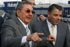 Kuba chce legalizovat prodej aut i cestování za hranice