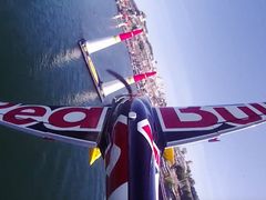 Martin Šonka zvítězil v závodě Air Race v Portu 2017