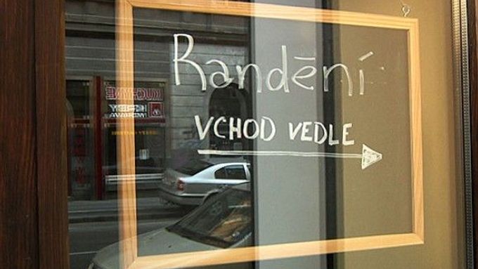 Singly seznamky recenze webů