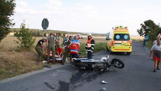 Motorkář nepřežil srážku na Plzeňsku