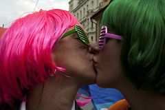 Čtvrtníčkův Buzerant podpořil pochod homosexuálů