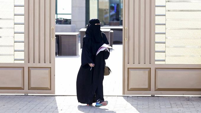 Poprvé v historii měly saúdskoarabské ženy právo kandidovat i volit.