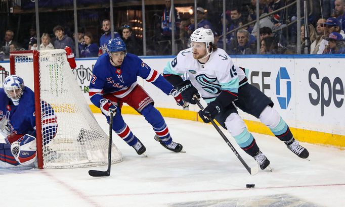 NHL, New York Rangers - Seattle Kraken: Filip Chytil (72) - Jared McCann (19)