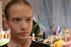 "Všechno najdeme." Ruské dítě sdílelo ukrajinskou vlajku. Policii ho udala učitelka