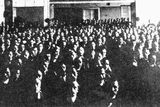 Karlínský první sjezd KSČ 14. až 16. května 1921. Do komunistické strany tehdy přešlo nemálo sociálních demokratů. Od té doby byla pro KSČ vždy jen slabším partnerem, kterého po únoru 1948 definitivně pohltila.