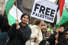 Užiteční idioti bez historické paměti