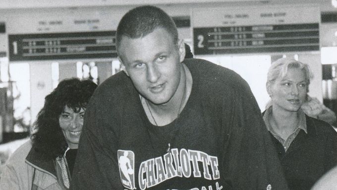 Jiří Zídek v dobách, kdy hrál za tým NBA Charlotte Hornets