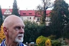 Do prezidentských voleb se chce zaregistrovat Josef Toman. Tvrdí, že má 75 tisíc podpisů občanů