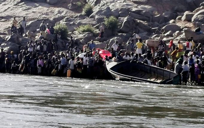Lidé prchající před boji na hranici Etiopie se Súdánem.