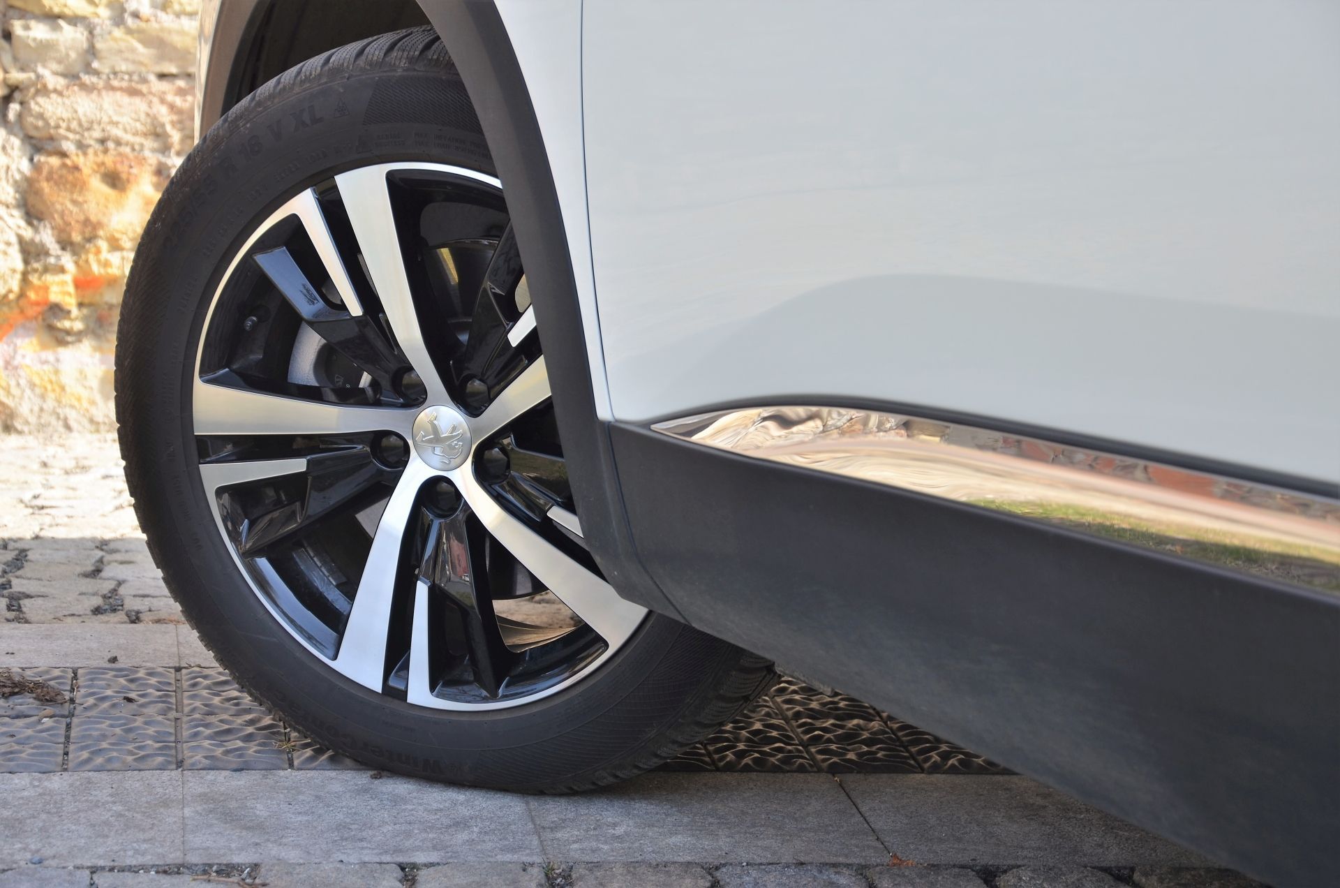 Peugeot 3008 Hybrid 2020 2021
