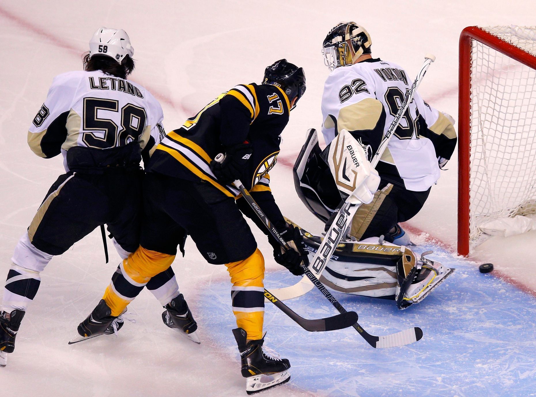Boston Bruins  - Pittsburgh Penguins