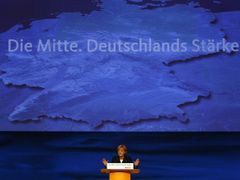 Podpoříme vás, slíbila Cowenovi německá kancléřka Merkelová