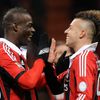 Mario Balotelli a Stephen El Shaarawy slaví vítězství nad Udinese