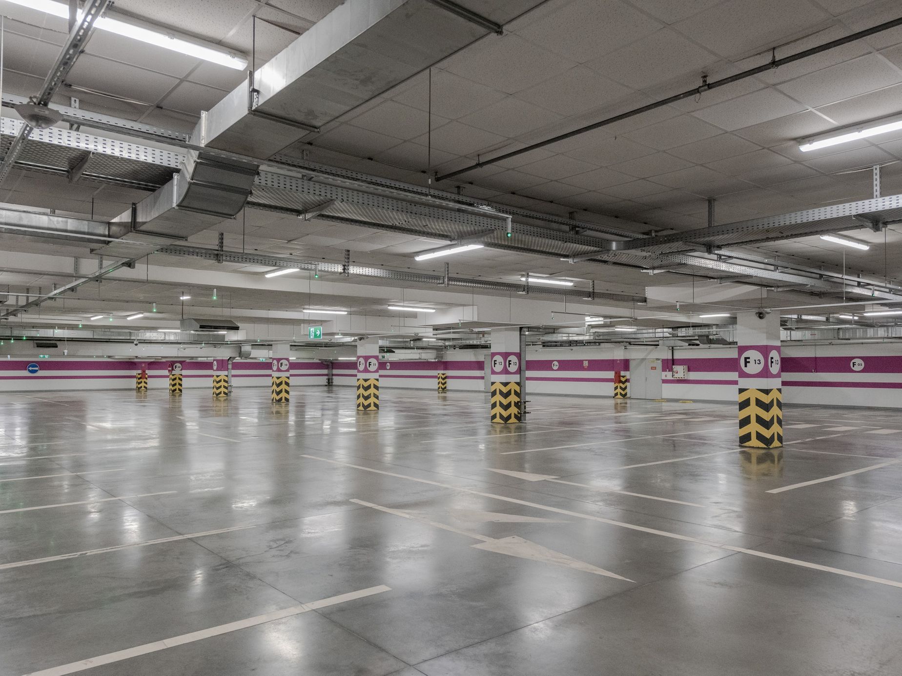 Jednorázové užití / Fotogalerie / Peter Korček – Tiché mesto