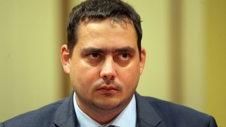Výroky komunisty Filipa překročily únosný rámec, řekl Dolínek a žádal otevřít debatu