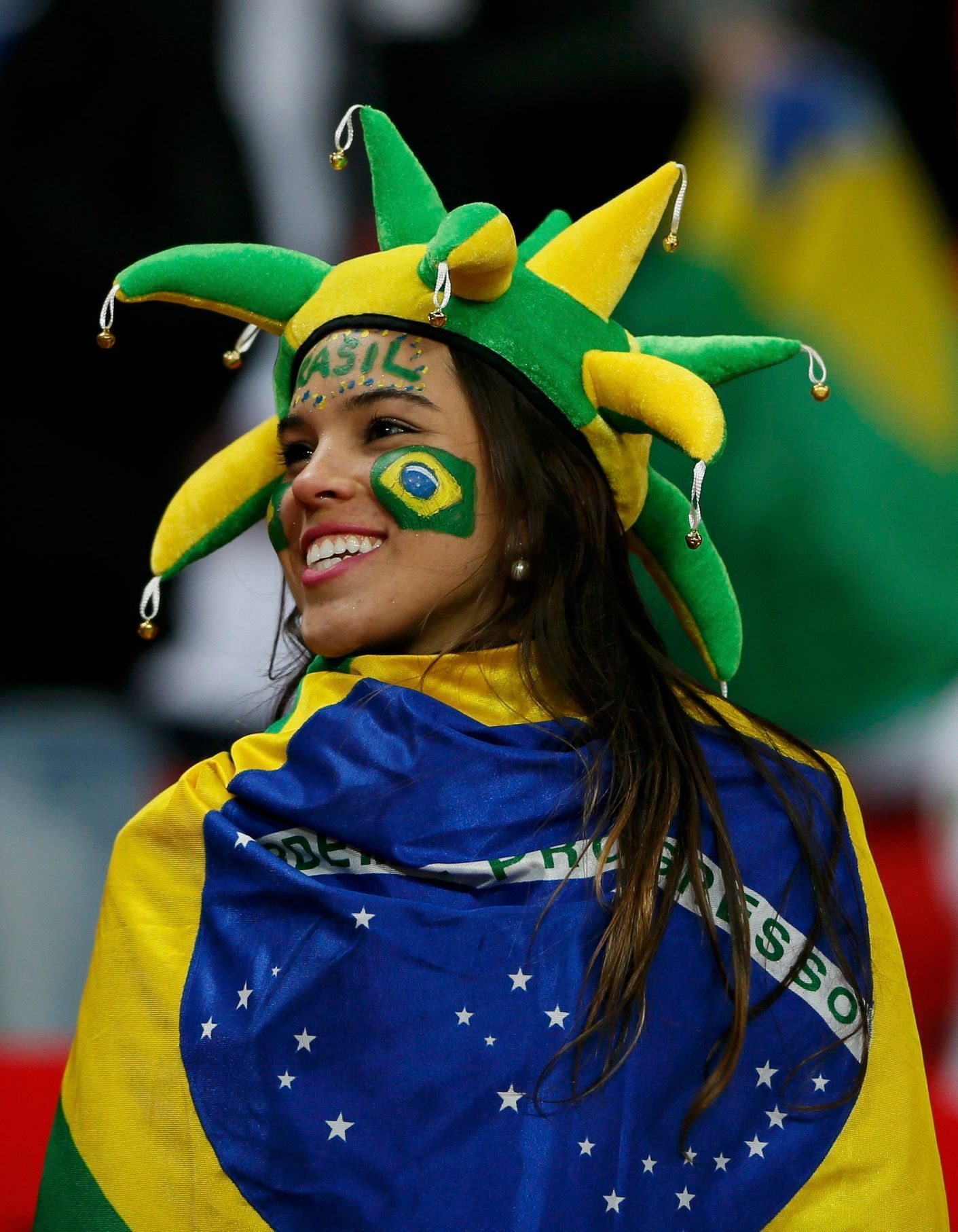 Fanynka Brazílie před utkáním s Anglií (2013)