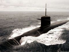 Starší typ francouzské jaderné ponorky.