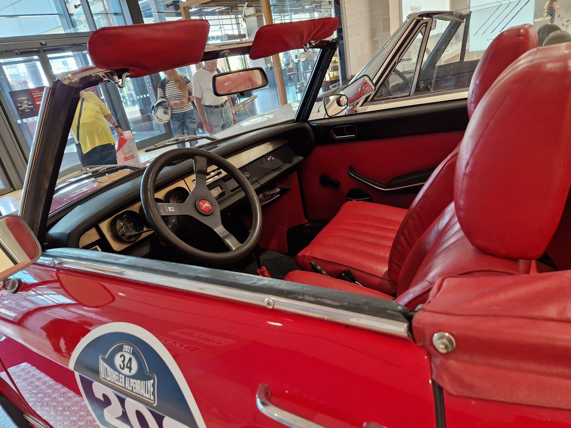 Peugeot výstava Arkády Pankrác