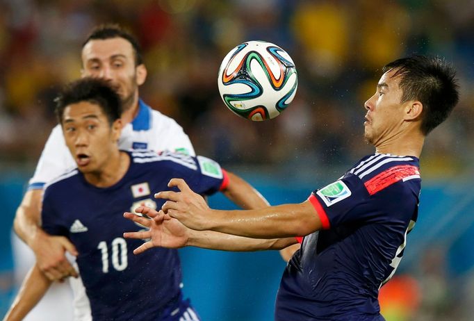 MS 2014, Řecko-Japonsko: Šindži Okazaki a Šindži Kagawa