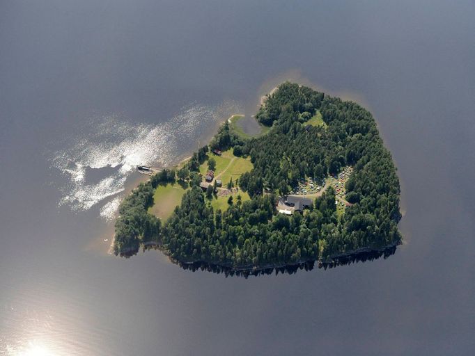 Ostrov Utoya den před střelbou