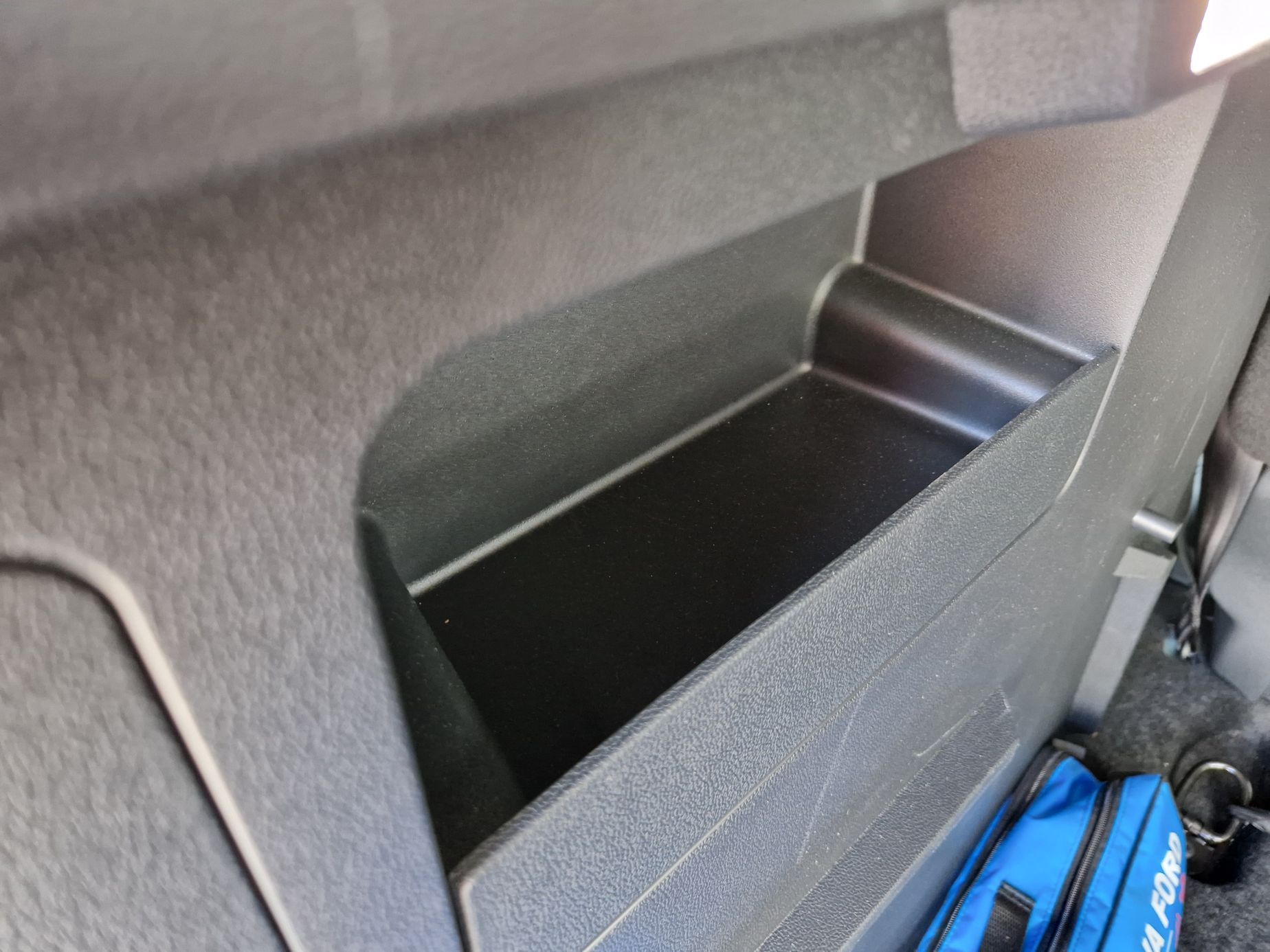 Ford Tourneo Courier Active test