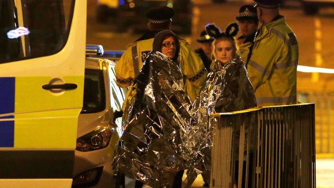 Islamističtí teroristé spoléhají na symbolickou hodnotu útoku, to jim britská společnost nedopřeje, tady se nikdo nedá zastrašit, říká Jiří Přibáň.