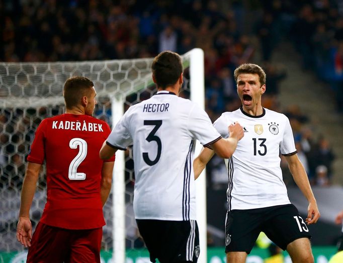 Pavel Kadeřábek, Jonas Hector a Thomas Müller