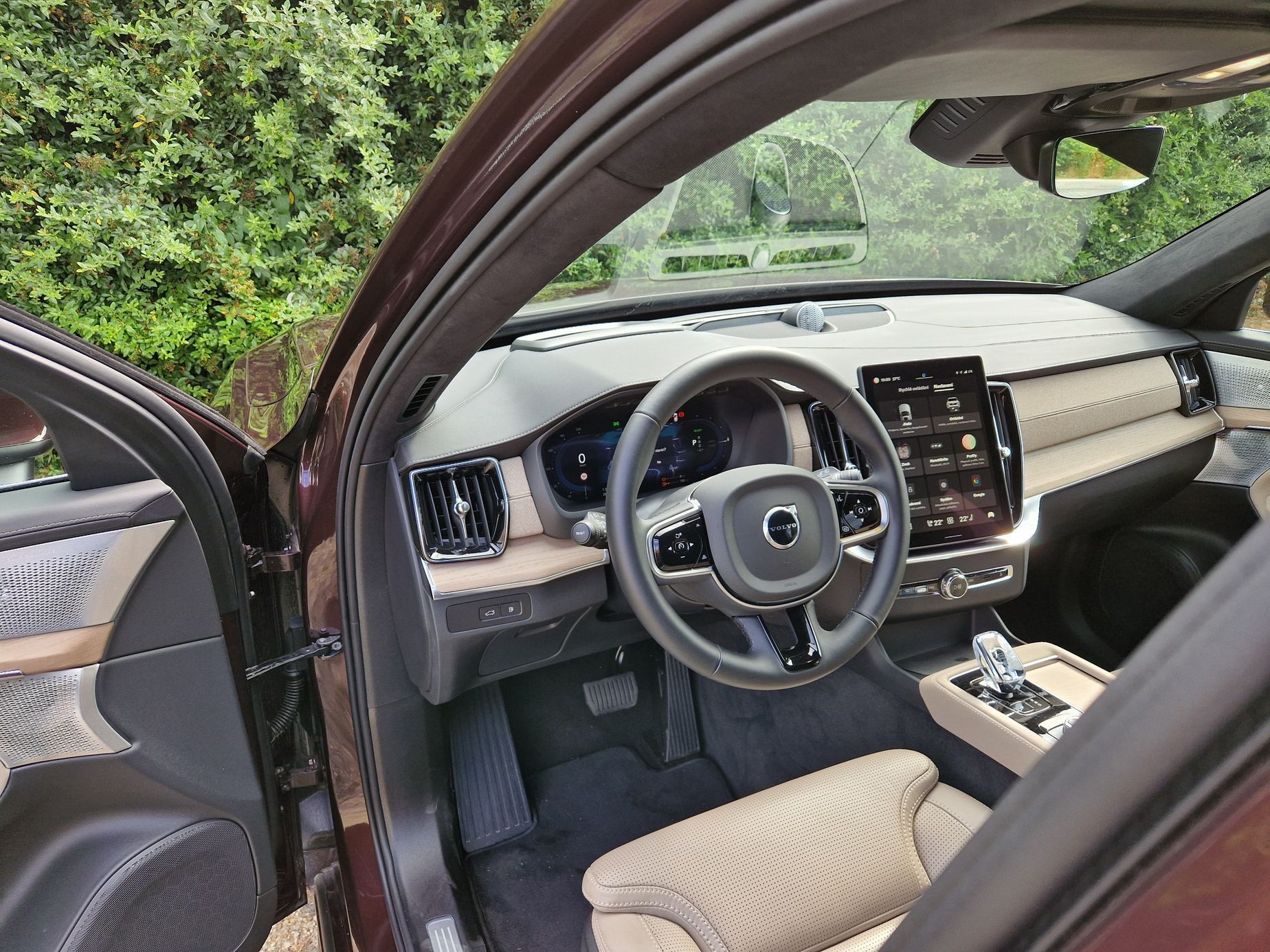 Volvo XC90 T8 AWD