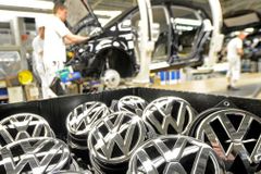 Volkswagen by mohl mít podíl ve svých dodavatelích, říká šéf závodní rady automobilky