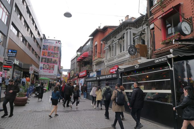 Mezi studenty je oblíbená čtvrť Besiktas.