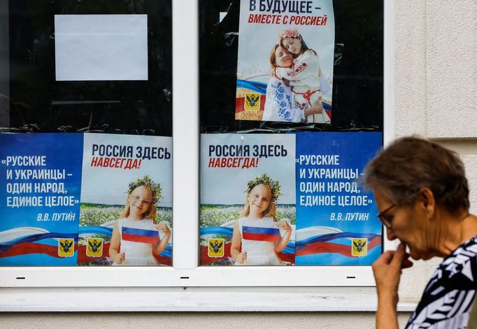 Propagandistický billboard ve městě Cherson