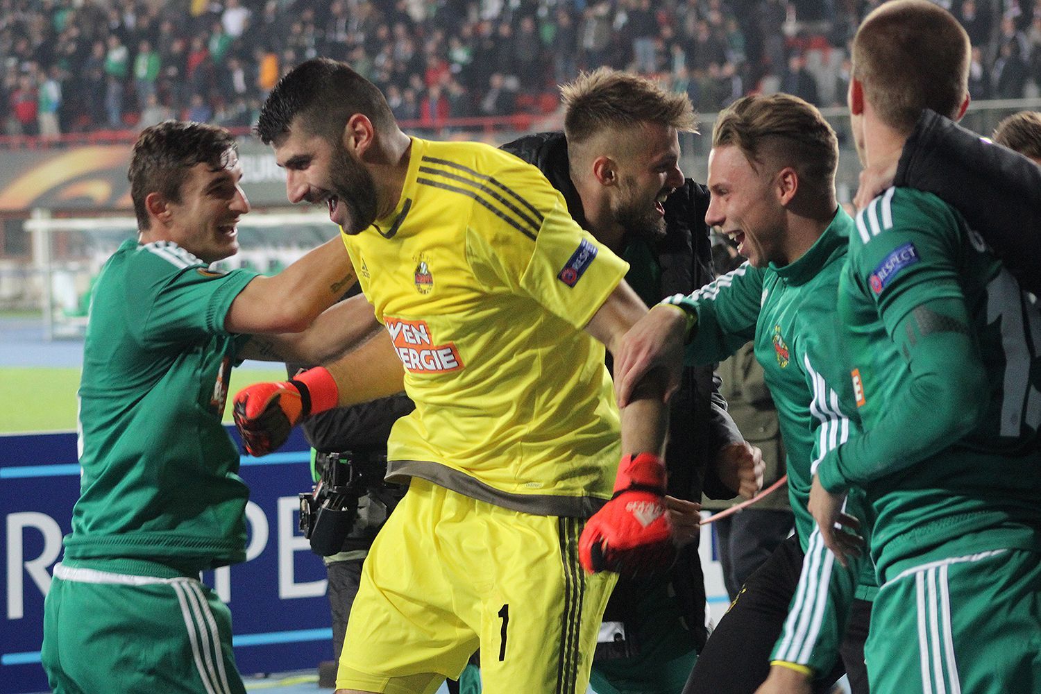 EL, Rapid Vídeň-Plzeň: