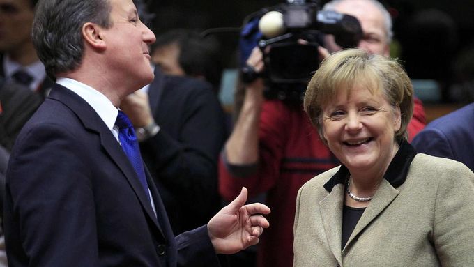 David Cameron a Angela Merkelová.