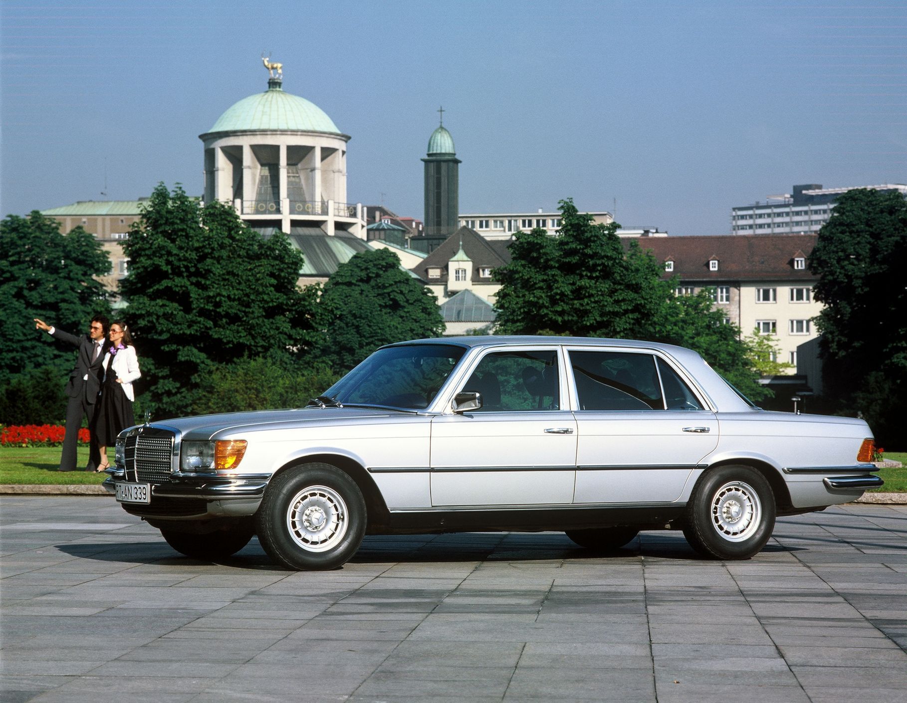 Mercedes-Benz 450 SEL 6.9 (W 116)