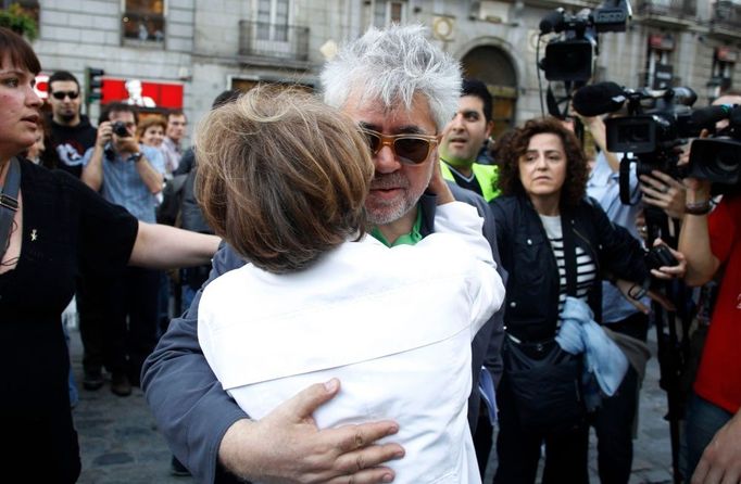 Demonstrace v Madridu se zúčastnil také známý režisér Pedro Almodóvar